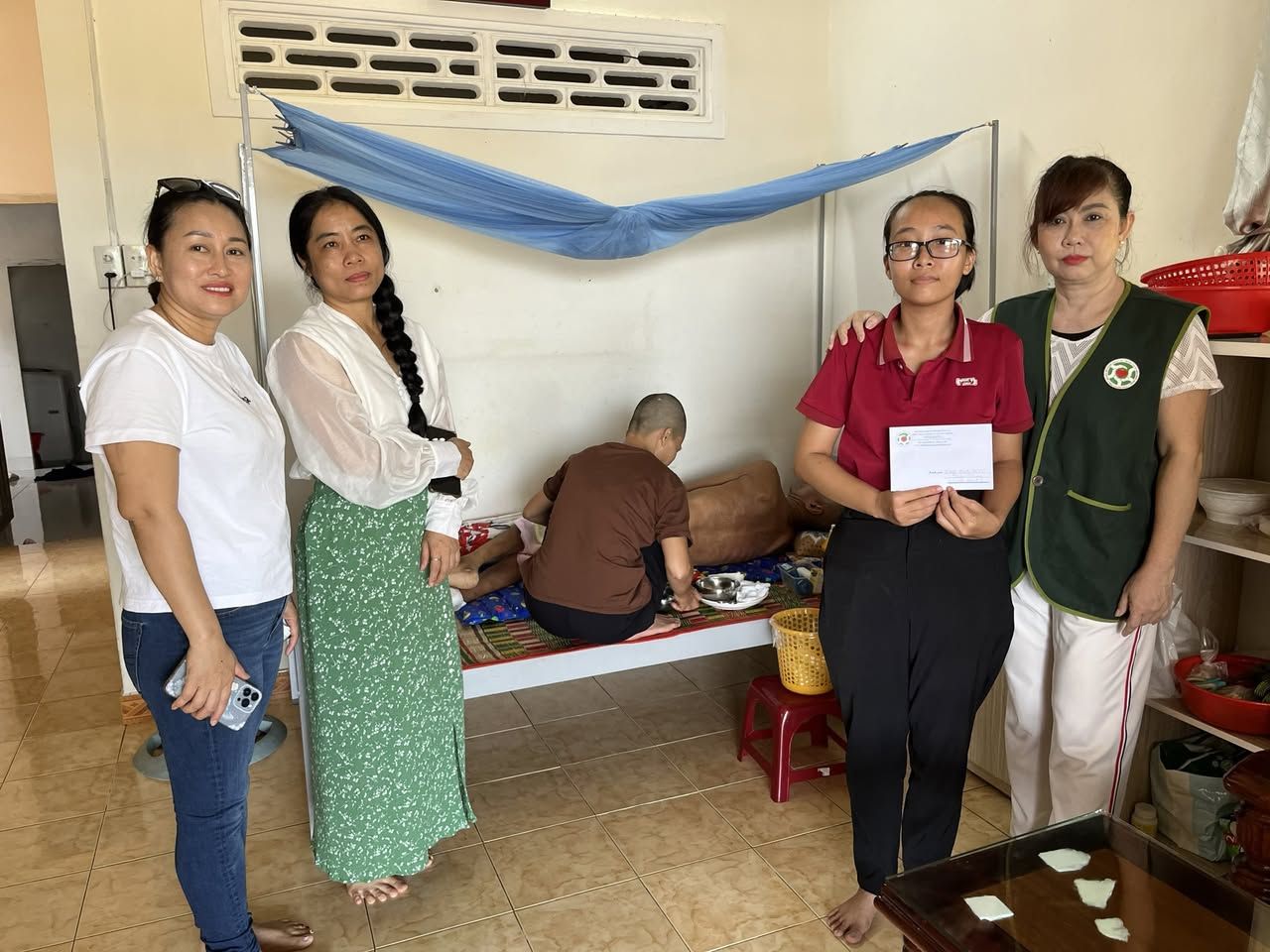 Thăm và hỗ trợ bệnh nhân nghèo Ngô Định – ảnh 1