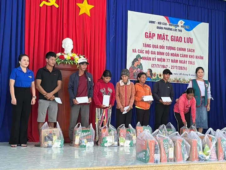 Tiếp tục đồng hành giúp nghèo tại xã Khánh Ly, huyện Khánh Vĩnh – ảnh 2